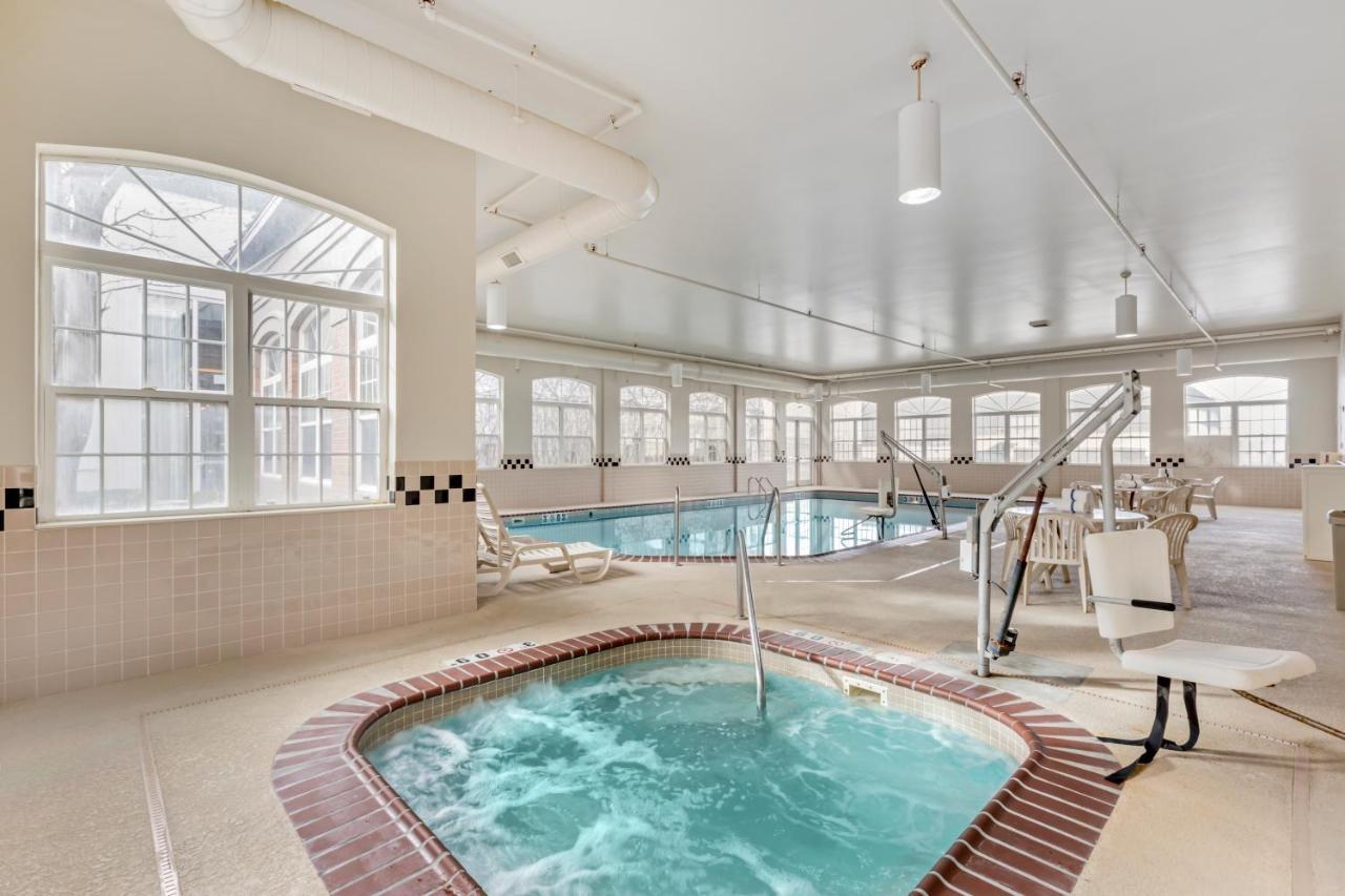 Country Inn & Suites By Radisson, Elk Grove Village-Itasca Dış mekan fotoğraf