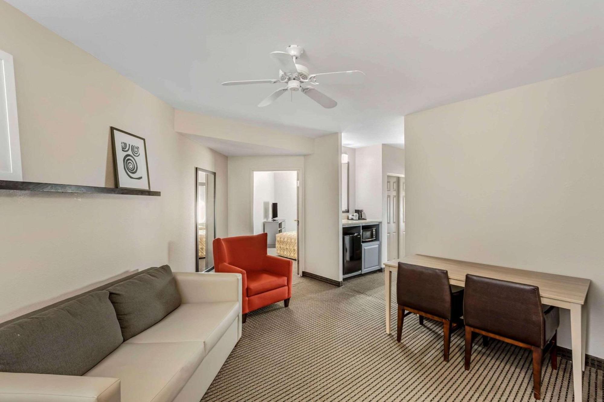Country Inn & Suites By Radisson, Elk Grove Village-Itasca Dış mekan fotoğraf
